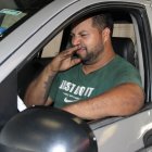 La pérdida de gasolina puede percibirse al interior de su vehículo.