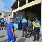 Violencia. Un sujeto irrumpió en el cuartel municipal y disparó al agente.