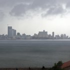 La tormenta se ubica a unos 2.115 kilómetros al este de las Antillas Menores y