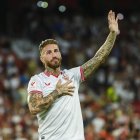 SEVILLA, 06/09/2023.- El central Sergio Ramos en su presentación como nuevo jugador del Sevilla FC esta tarde, en el estadio Ramón Sánchez Pizjúan de Sevilla. EFE/ Raúl Caro