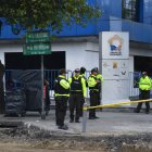 Integrantes de la Policía Nacional han sido llamados para que entreguen sus dispositivos celulares para la revisión de datos e información.