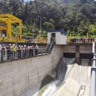 La hidroeléctrica Toachi Pilatón es la causa de la controversia.