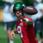 Tras la salida del legendario Tom Brady, Rodgers, quien cumplirá 40 años en diciembre, pasó a ser uno de los más experimentados. Pero  este año ya se le acabó.