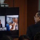 Diligencia. El expresidente Lenín Moreno aparece en la pantalla durante una de las audiencias celebradas en el caso.