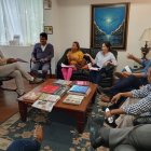 Encuentro. Se realizó ayer una reunión entre los representantes de los gremios y la delegada de una concejal.