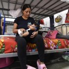 La migrante de origen guatemalteco, Erika Lobos permanece en el albergue "El buen samaritano", el 14 de septiembre de 2023, en Ciudad Juárez