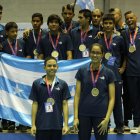 Los equipos albicelestes de damas y varones del voleibol sala.