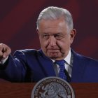 El presidente de México, Andrés Manuel López Obrador, habla durante su rueda de prensa matutina este lunes 18 de septiembre.