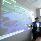 El arquitecto Héctor Hugo Ullauri explica los posibles efectos en Guayaquil y Durán ante una inundación causada por una marea alta y lluvias de El Niño.