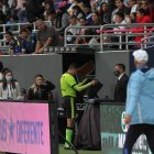 Las conversaciones de los árbitros con sus colegas del VAR serán de acceso libre.