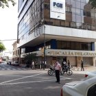 Fachada del edificio de la Fiscalía en Guayaquil.
