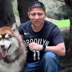 La Policía revisa las grabaciones de las cámaras de la zona para tener más detalles del crimen.