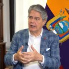 Expresiones. El presidente Guillermo Lasso en una entrevista periodística.