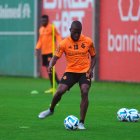 Valencia estará junto al brasileño Wanderson en el ataque colorado.