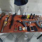 Evidencias. Armas y municiones son parte de los materiales incautados por los militares en Esmeraldas.