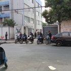 Las autoridades ordenaron incrementar la seguridad en los exteriores del Cuartel Modelo con el fin de evitar algún tipo de ataque por la diligencia del caso Villavicencio.