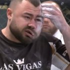 En una competencia en enero, el rumano Sorin Comsa no se dejó ganar en una competencia de bofetadas, terminando con el rostro hinchado y ensangrentado