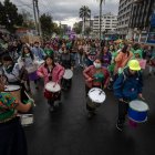 Personas en la marcha por el Día de la Acción Global por el Aborto Legal, Seguro y Accesible, en Quito, el 28 de septiembre de 2023