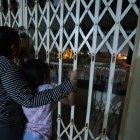 Escenario. Después de las 18:00, Sandra y su hijita de 8 años ya no salen de casa. Se encierran por la ola de inseguridad y violencia.