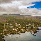 Imagen referencial de la isla Floreana para graficar este artículo.