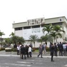 FACHADA DE LA UNIVERSIDAD DEL CANTÓN MILAGRO.
Comerciantes desalojados de la Bahía de la terminal de Milagro ocupan malecón. Un mercado de transferencia se construirá, situación actual del mismo. La Unemi de aniversario. Milagro. Recorrido 07 de febrero del 2018. AMELIA ANDRADE, Guayaquil-Ecuador, Agencia (ag-expreso).