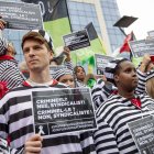 Vista de la manifestación y jornada de huelga nacional en Bélgica contra la reforma legislativa que permite a los jueces prohibir temporalmente el derecho a manifestarse, este jueves 5 de octubre en Bruselas.