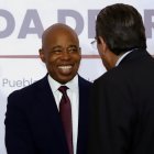 El alcalde de la ciudad de Nueva York, Eric Adams, en su visita en México.