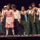 Arte. La pieza adapta el clásico literario nacional ‘Las cruces sobre el agua’.