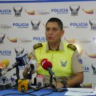 Zapata se desenvolvió como comandante del distrito metropolitano de Quito, entre otros cargos.