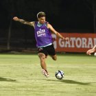 De a poco, Colombia prepara el 11 inicial para recibir a los ‘charrúas’.