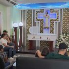 Despedida. En el sector de la Tolita, amigos y familiares de La Polillas se realizó la ceremonia católica.