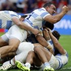 Los Pumas argentinos tras vencer 17 a 29 al equipo de Gales.