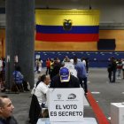 Las elecciones en el extranjero de Ecuador se realizaron de forma presencial después de una votación telemática fallida en la primera vuelta.