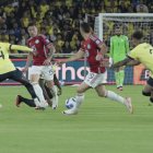 El duelo que se disputa en el estadio Rodrigo Paz Delgado, de Quito.