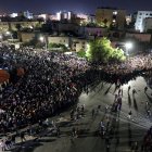 Ammán, Jordania. Los manifestantes ondeaban banderas palestinas en una manifestación pro-palestina cerca de la embajada de Israel tras ataque a un hospital en la Franja de Gaza, este 18 de octubre de 2023.