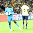 El arquero Moisés Ramírez fue figura en el juego de Ecuador ante Colombia.