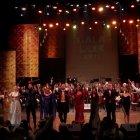 Fueron 75 artistas en escena, acompañados por la Orquesta Filarmónica Municipal.