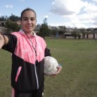 Mayra Olvera disfruta de su papel como asistente técnica en la categoría sub-16 de Ñañas.