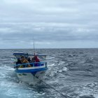 Operación. Las Fuerzas Armadas, a través de la Armada, localizaron a las víctimas del robo de sus pertenencias en el mar.
