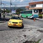 En el redondel de Conocoto el conductor de una unidad de transporte público atropelló a una persona.