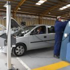 La EMOV, entidad municipal encargada de supervisar y controlar la circulación de vehículos en el cantón, busca garantizar que todos los automóviles en Cuenca se encuentren en condiciones óptimas para circular en las calles de la ciudad.