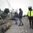 El choque de dos camiones afectó el sistema eléctrico de cuatro sectores
