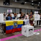 CNE. Tras el fallido voto telemático, se repitió el sufragio en el exterior de forma presencial. Significó un mayor gasto-