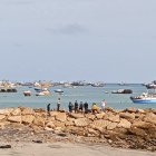 Sitio. El neonato fue hallado entre las piedras de una escollera.