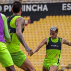 Christian Ortiz acompañaría a Adonis Preciado y Gabriel Cortez en la volante del Ídolo.