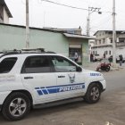 Balean a policia vstido de civil en la avenida Peimetral en el sector del Trinipuerto Agencia (Ag-extra)