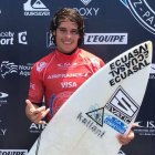 El surfista Israel Barona representó al país en varios competencias internacionales.