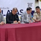 Reunión. Las autoridades se reunieron en el Salón de la Ciudad.