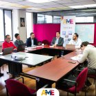 Imagen referencial para graficar este artículo. En la foto aparecen funcionarios de la AME.