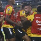 Barcelona y El Nacional se enfrentan en Monumental.